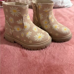 Floral Tan Kids Boots